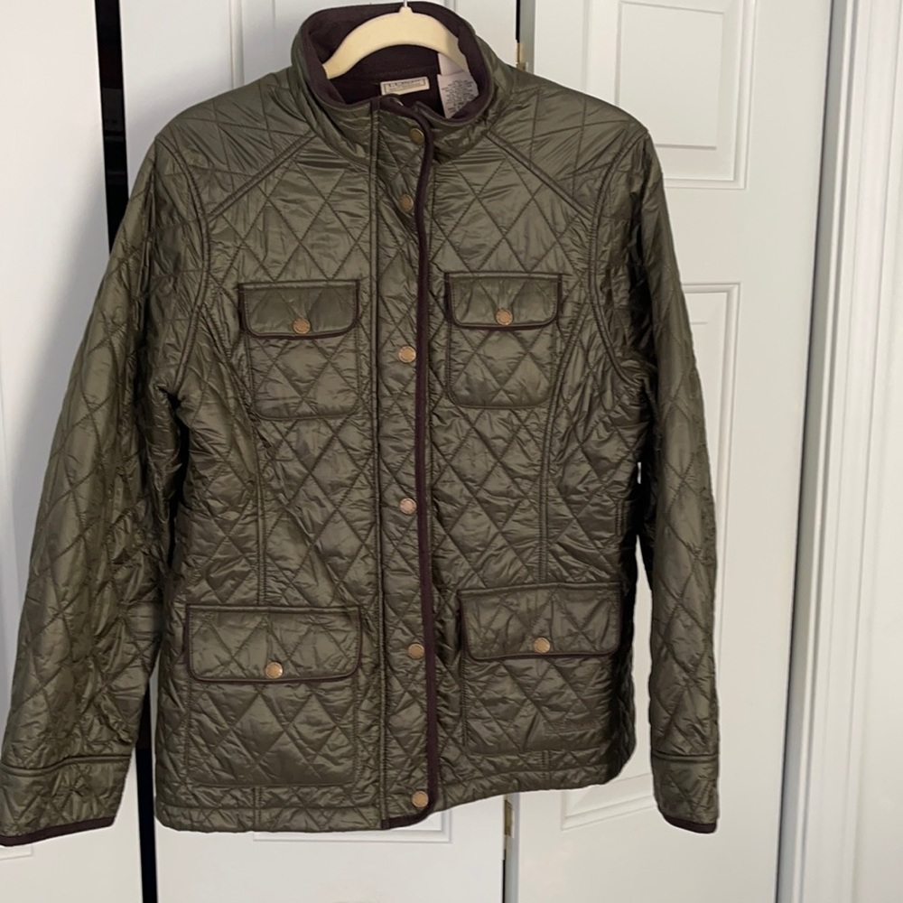 COPY - woman’s llbean winter/fall jacket -  green with brown lining - me…